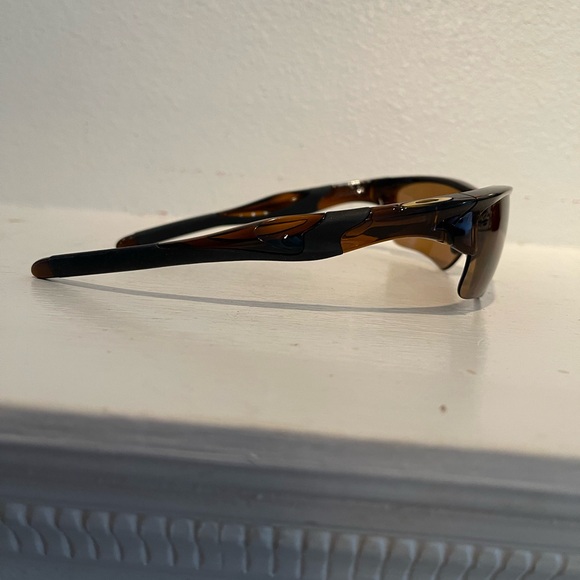 Authentic Oakley Sunglasses - Picture 3 of 6